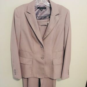 NWOT Anne Klein Tan Suit 12